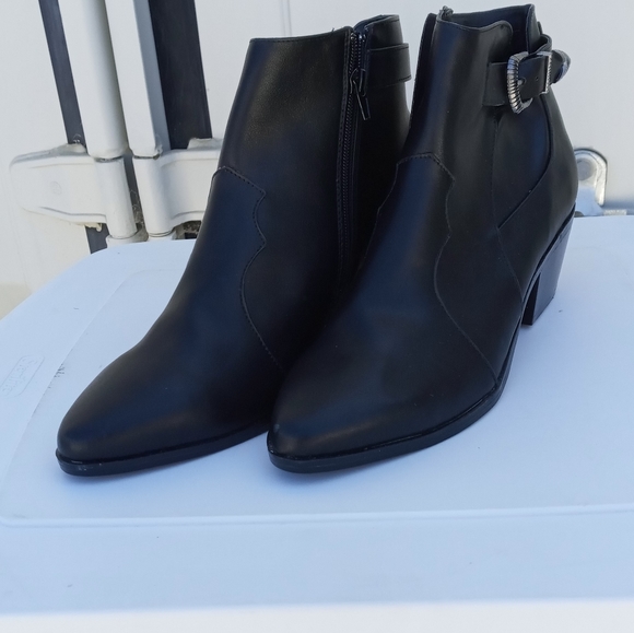 Qupid Women's Ankle Boots*NWOT* - Picture 1 of 7